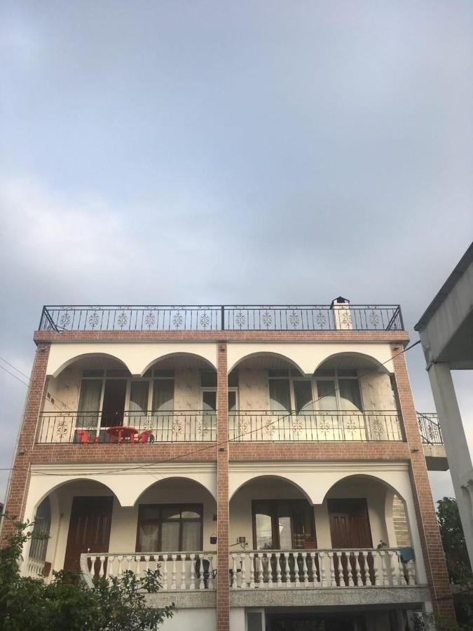 באטומי Merab House מראה חיצוני תמונה