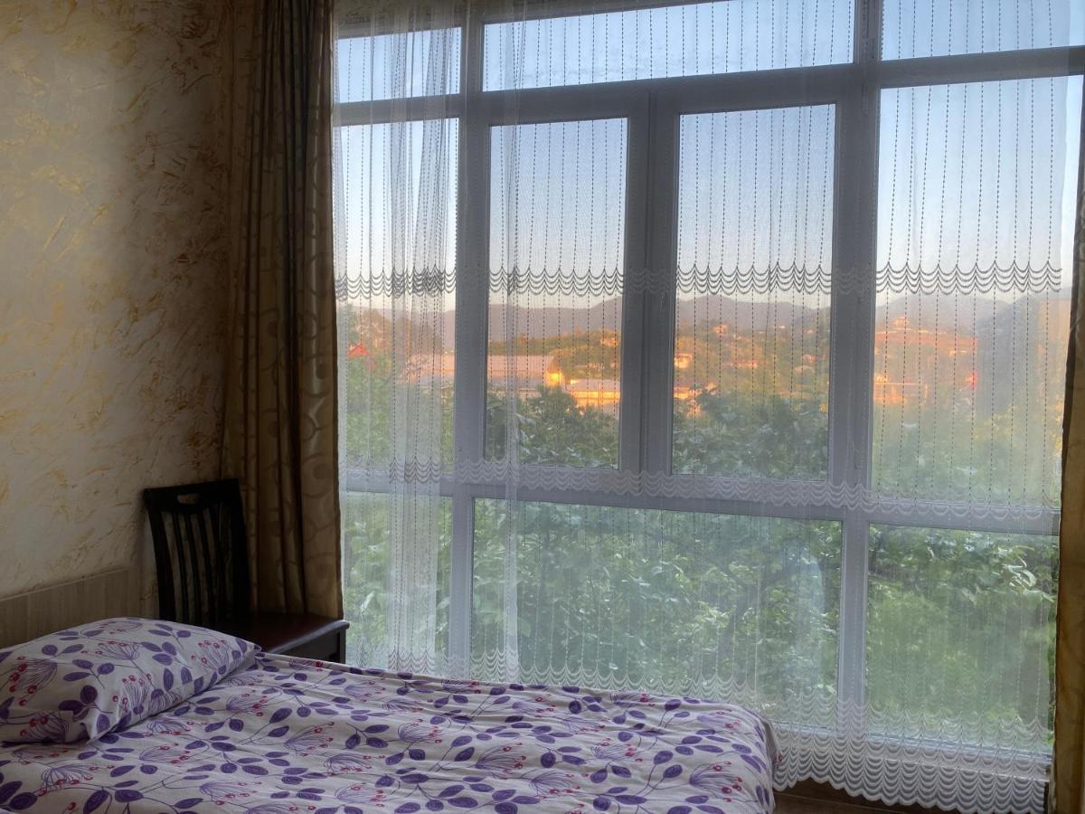 באטומי Merab House מראה חיצוני תמונה
