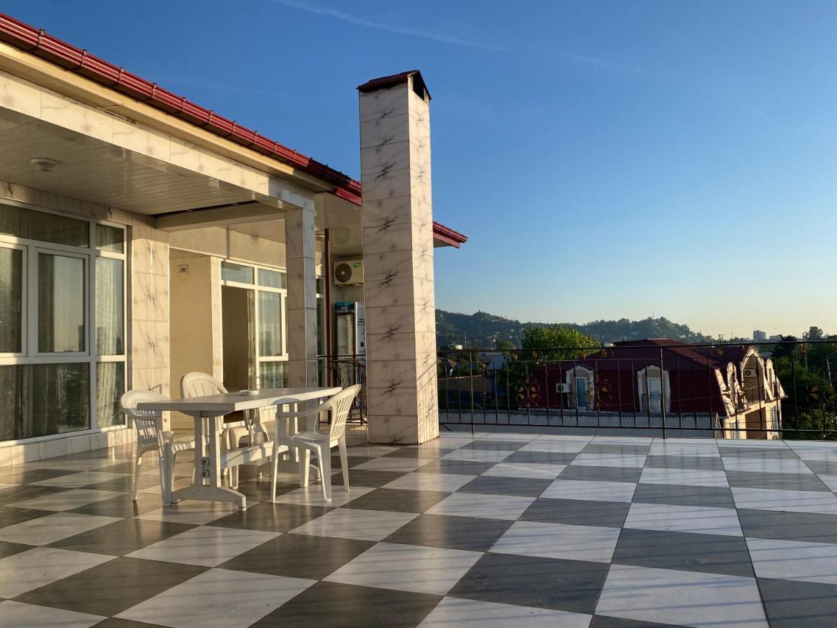 באטומי Merab House מראה חיצוני תמונה