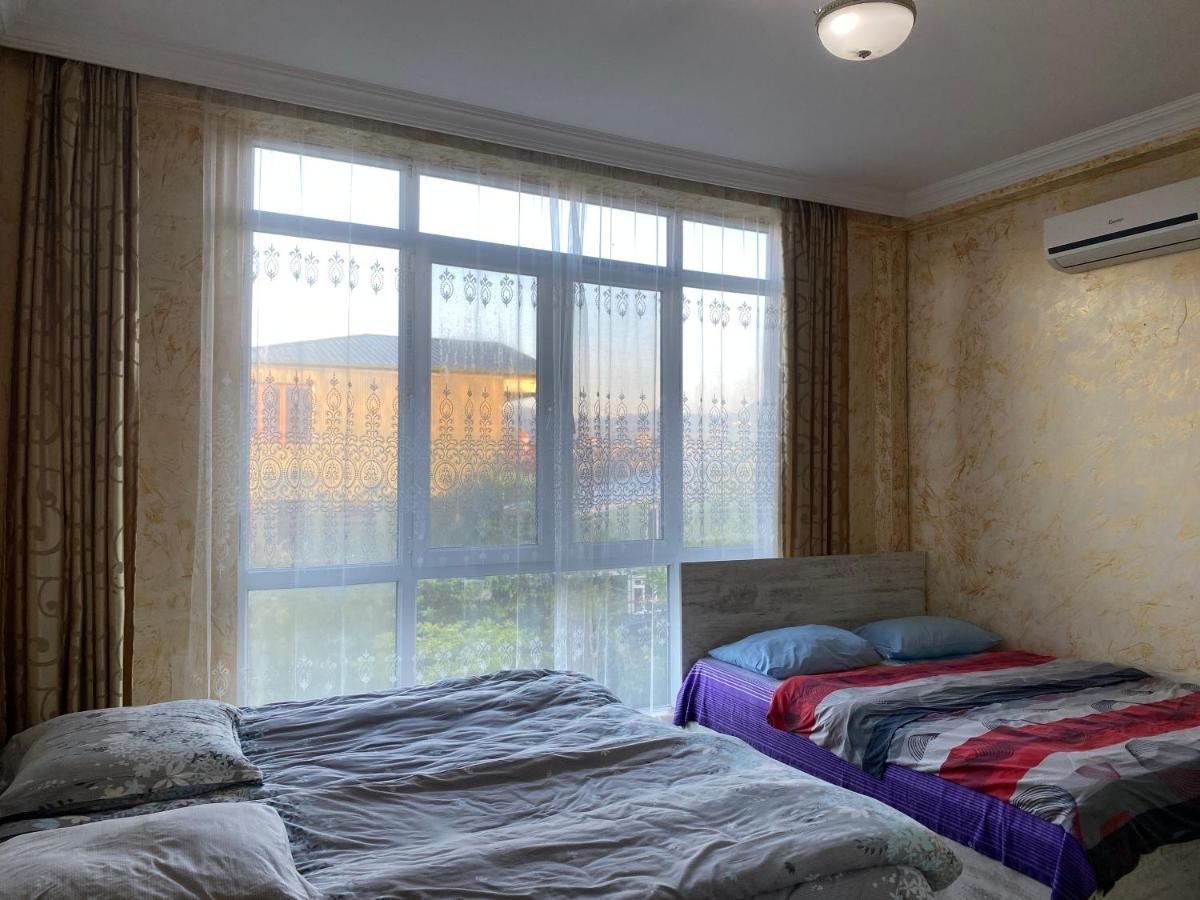 באטומי Merab House מראה חיצוני תמונה