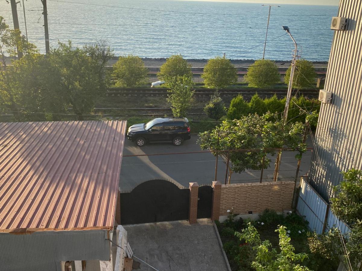 באטומי Merab House מראה חיצוני תמונה