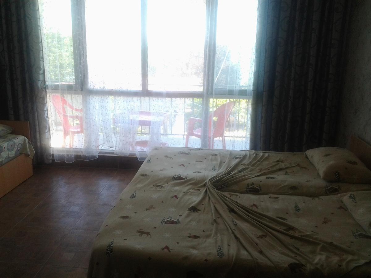 באטומי Merab House מראה חיצוני תמונה