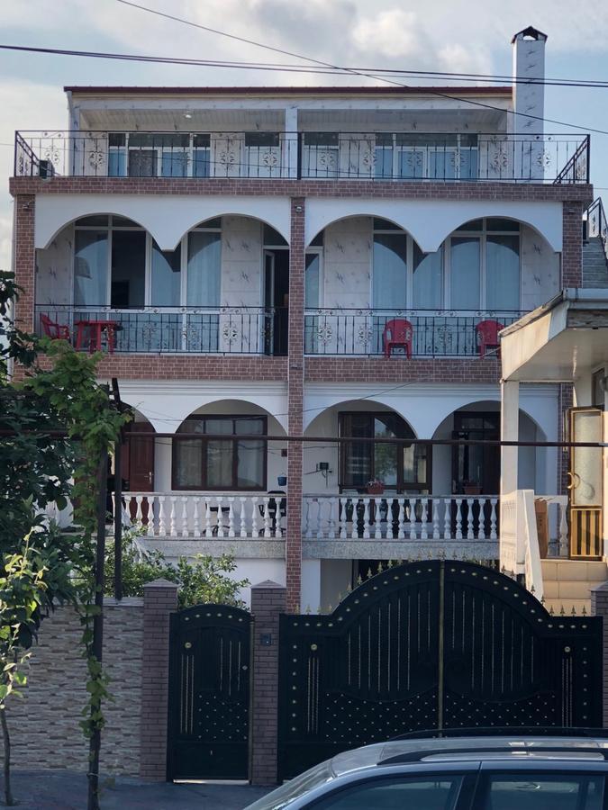 באטומי Merab House מראה חיצוני תמונה