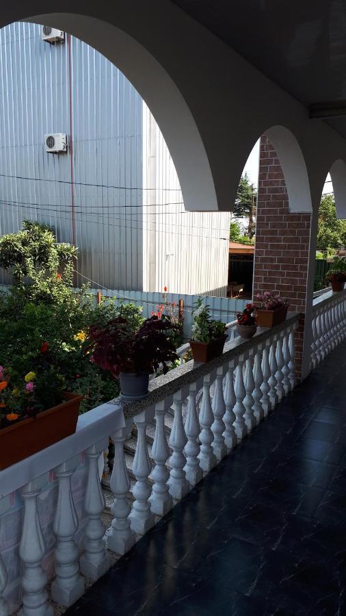 באטומי Merab House מראה חיצוני תמונה